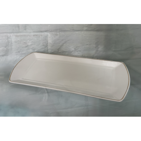 Assiette rectangulaire filet or 27 cm 